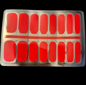 Lily & Fox Red Nail Wraps